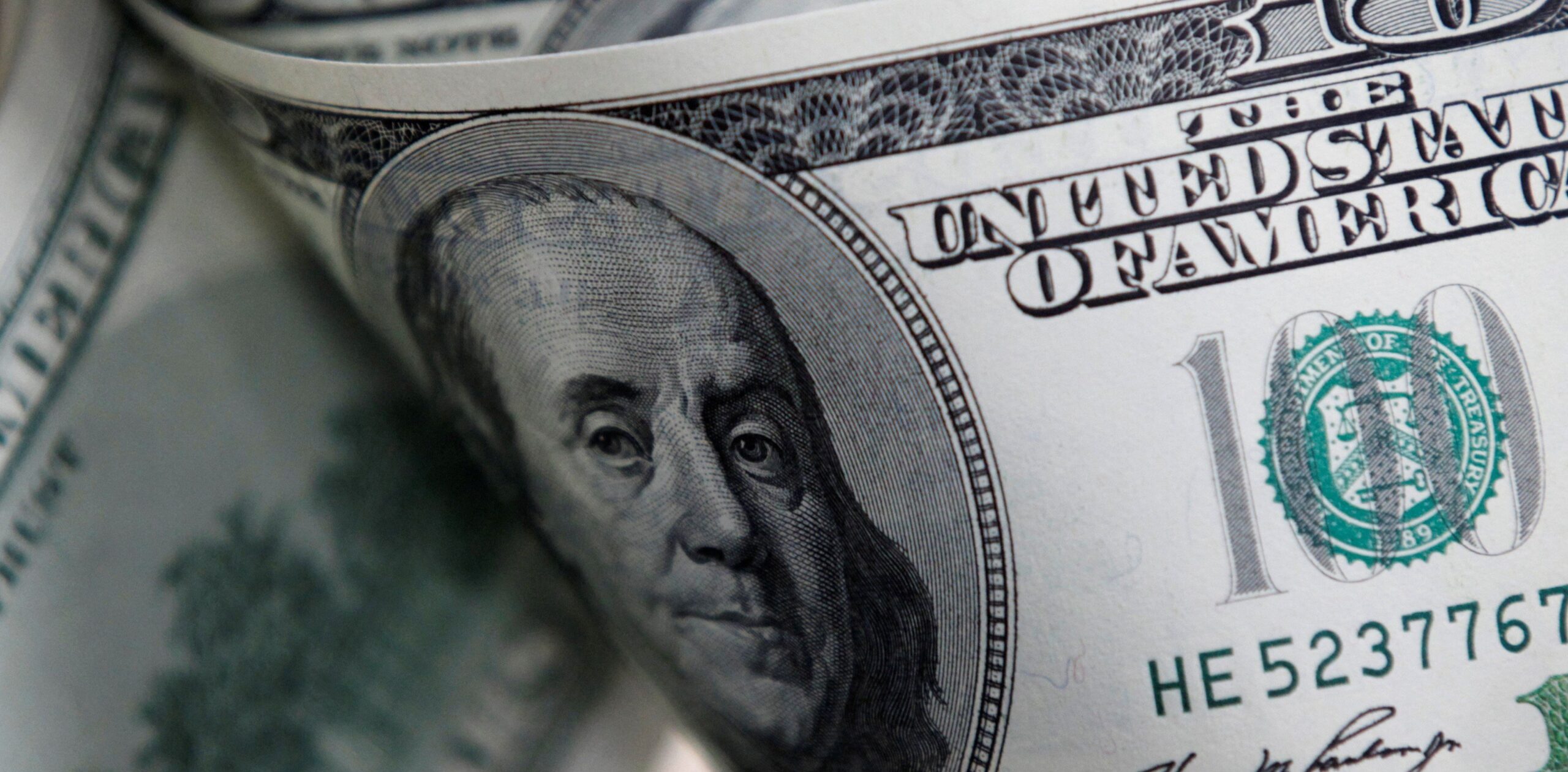 Dólar em queda: inflação dos EUA e Oriente Médio pesam - Imagem do artigo original