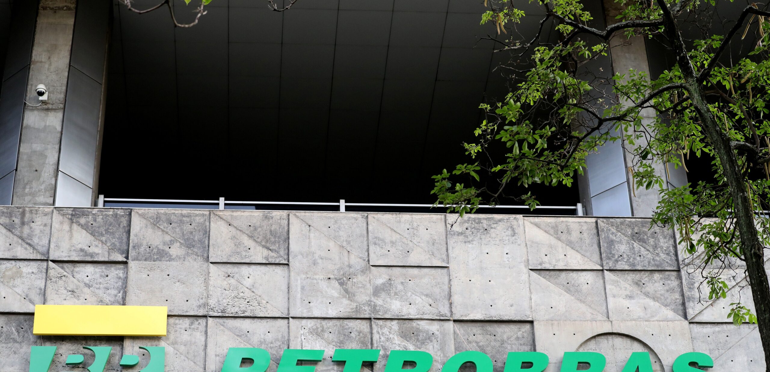 Petrobras aumenta diesel em R$ 1, mas preço segue estável - Imagem do artigo original