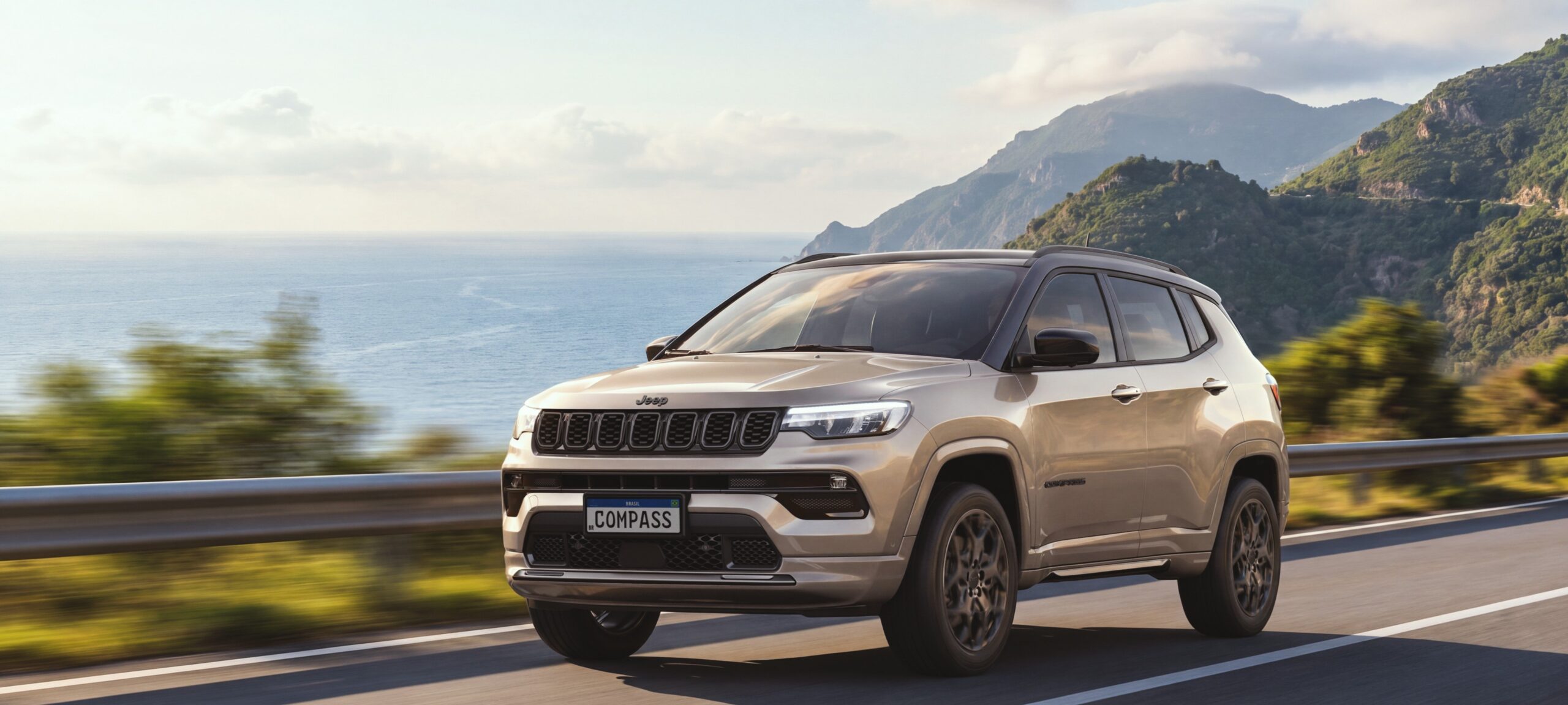 Jeep Compass híbrido 2027 estreia com sistema MHEV - Imagem do artigo